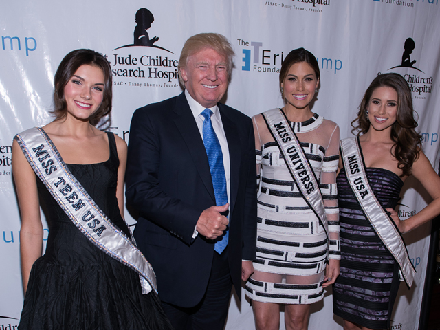 Дональд Трамп с победительницами конкурсов Miss Teen USA, Miss USA и Miss Universe 2014 года