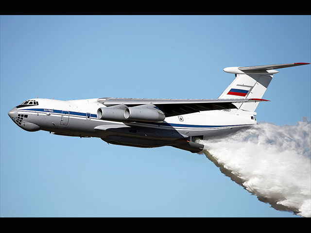 Названы основные версии падения Ил-76, тушившего лесные пожары