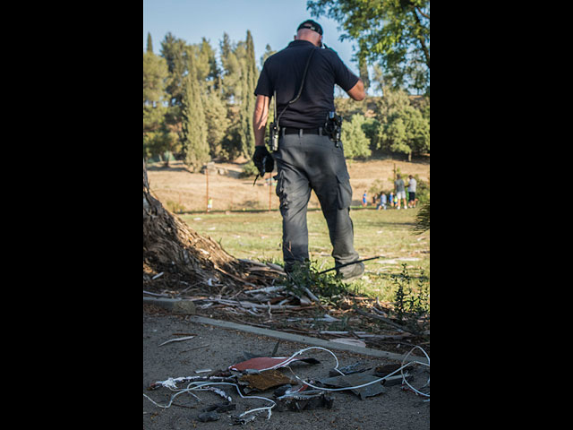 На месте падения обломков  ракеты Patriot. Голаны, 17 июля 2016 года