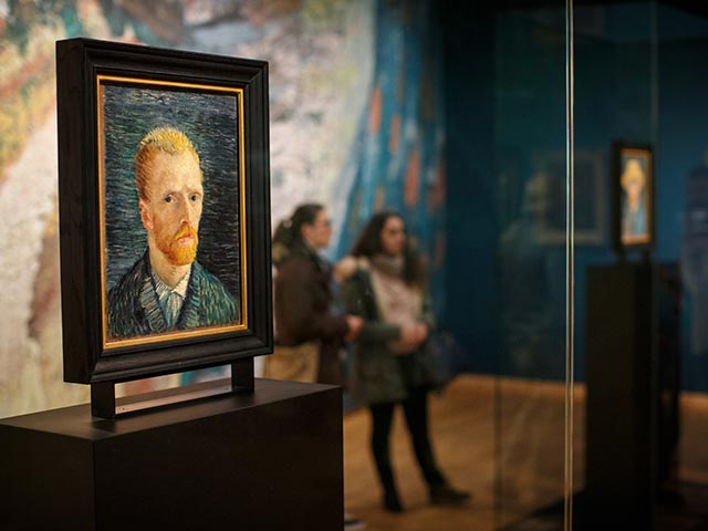     Журналистское расследование: Ван Гог подарил свое ухо юной служанке в борделе