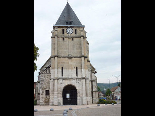 Церковь в Сент-Этьен-дю-Рувре 