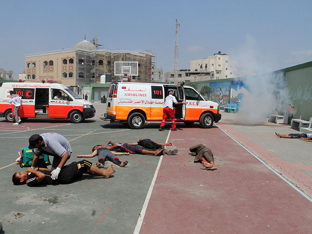 Учения спасателей в Газе