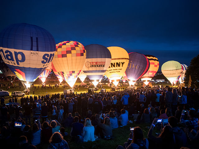 International Balloon Fiesta в Бристоле