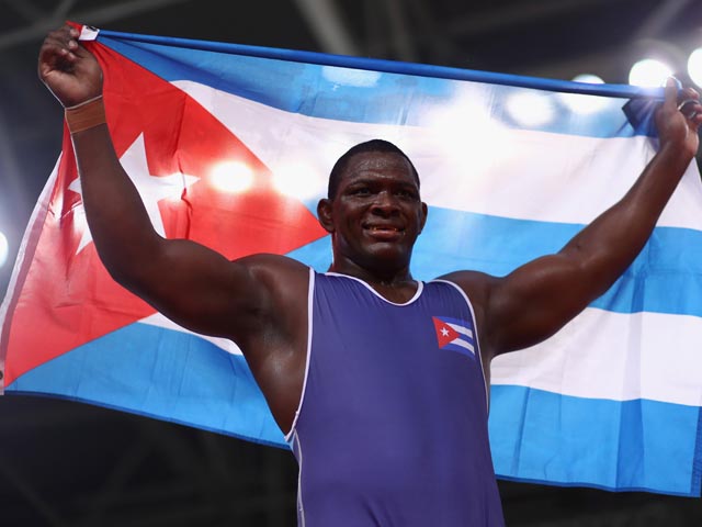 Победил кубинский борец, россиянин и азербайджанец завоевали бронзу