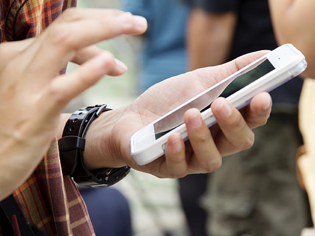 79% опрошенных заявили, что уже не представляют свою жизнь без мобильного телефона