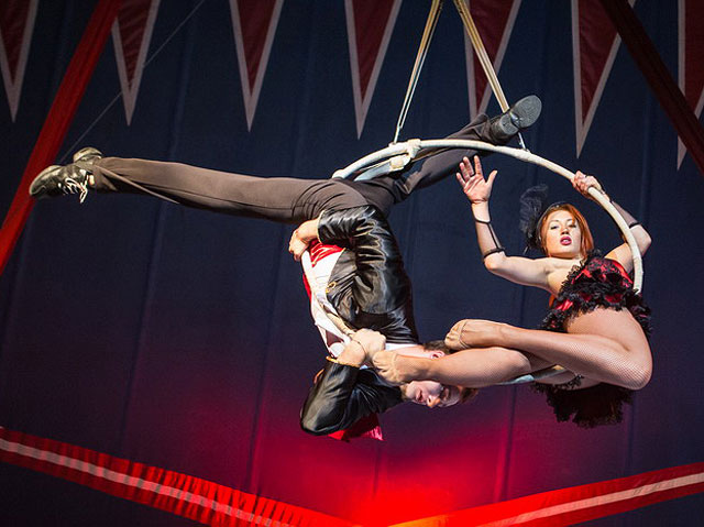 Гастроли нового блестящего экстремального шоу Circus of the World цирка "Флорентин" подходят к концу