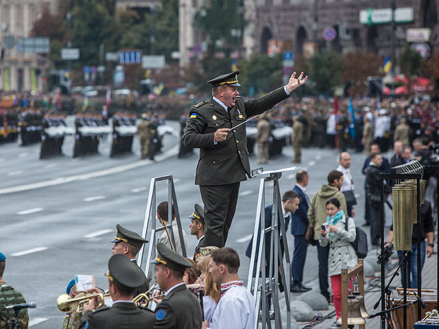 Военный парад в Киеве