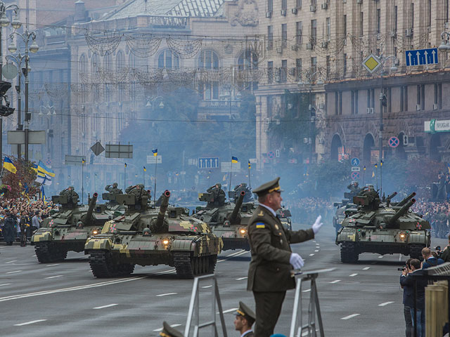 Военный парад в Киеве