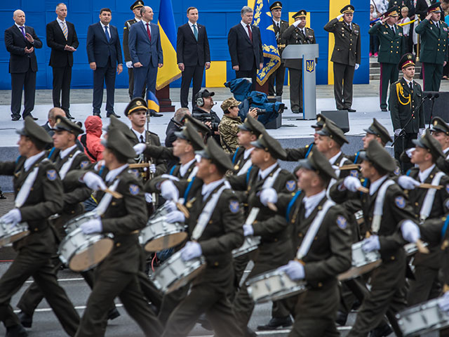 Военный парад в Киеве