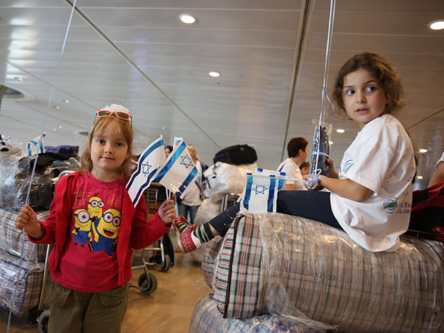 В Израиль прибыли 211 репатриантов из Украины   