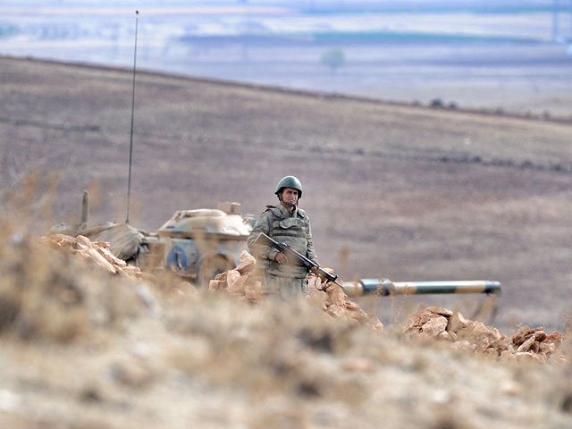 Турция объявила, что граница с Сирией очищена от ИГ    