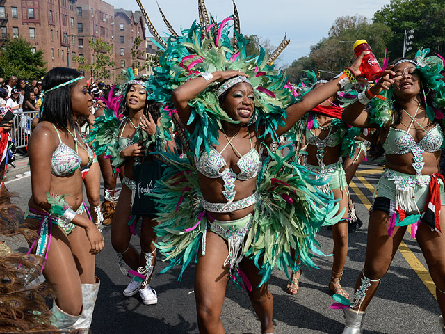 День труда: карибский карнавал в осеннем Бруклине