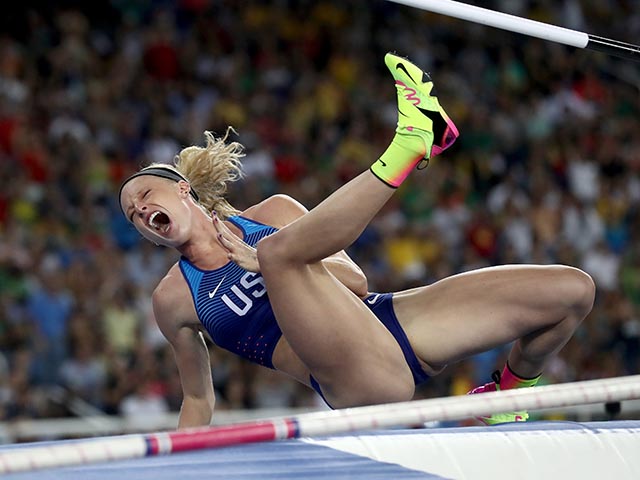 NEWSru.co.il :: Спорт :: Прыжки с шестом: Сэнди Моррис взяла высоту 5 метро...