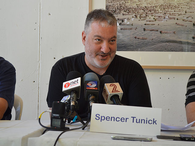 Спенсер Туник на пресс-конференции в Тель-Авиве. 12 сентября 2016 года