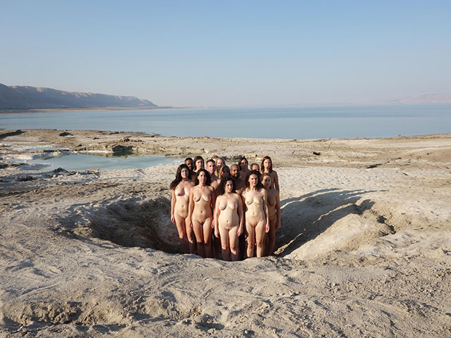Съемка Спенсера Туника на Мертвом Море. Сентябрь 2016 года