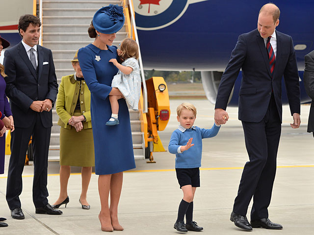 Трехлетний принц Джордж отказался пожать руку премьер-министру Канады    