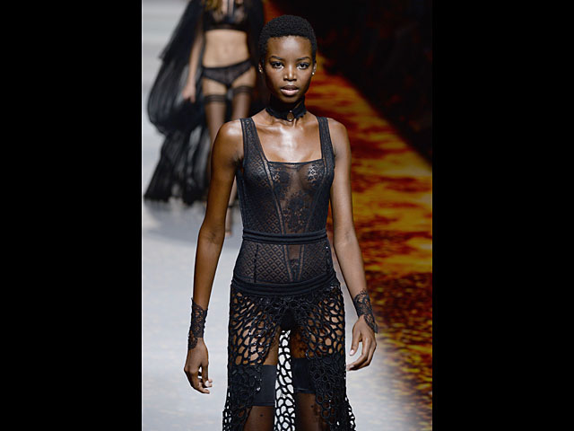 Коллекция Etam. Paris Fashion Week 2016-2017