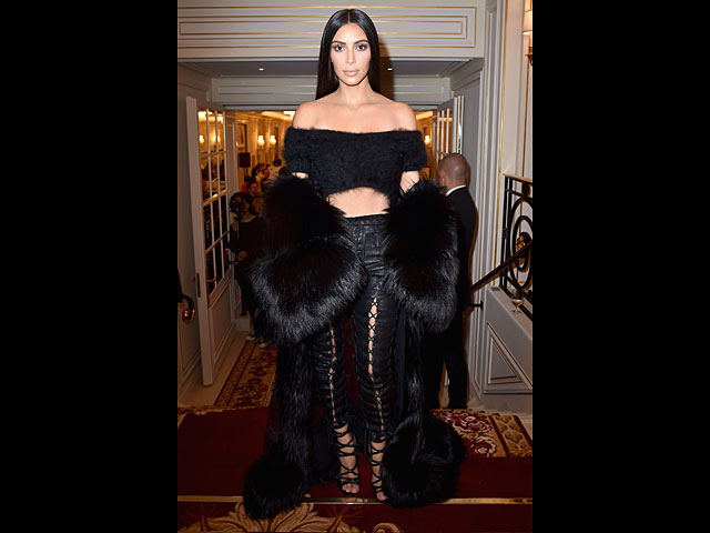 Ким Кардашьян на Paris Fashion Week