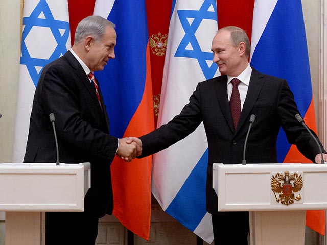 Биньямин Нетаниягу и Владимир Путин. 2013 год