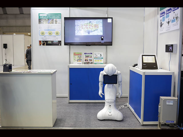 В Токио стартовала выставка роботов Japan Robot Week 2016