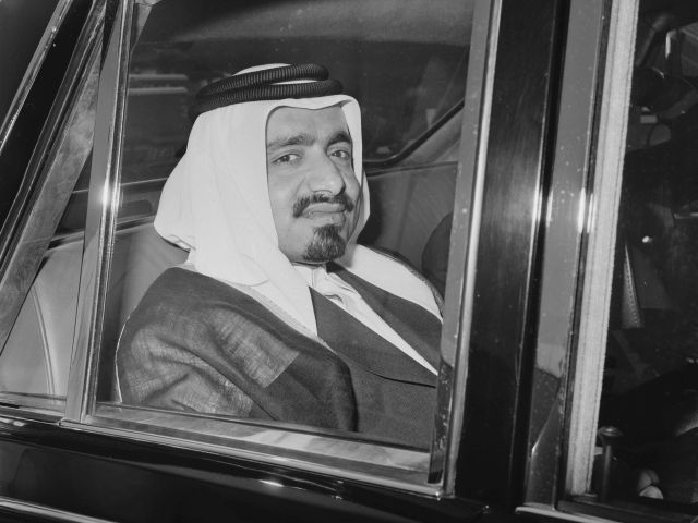 Шейх Халифа бин Хамад аль-Тани в 1971 году  