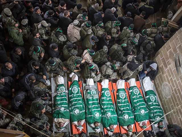 Похороны боевиков, погибших в туннеле