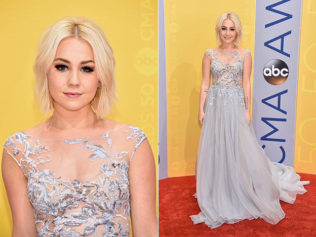 RaeLynn на церемонии CMA Awards