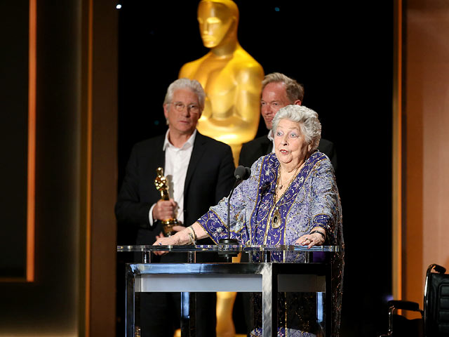 Энн Коатсн на церемонии  вручения почетных премий Американской академии киноискусств. 12 ноября 2016 года  