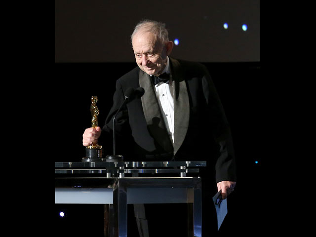 Фредерик Уайзман на церемонии  вручения почетных премий Американской академии киноискусств. 12 ноября 2016 года  