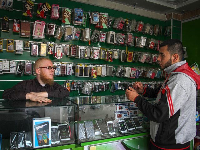 Магазин сотовой связи в Рафахе. 20 ноября 2016 года