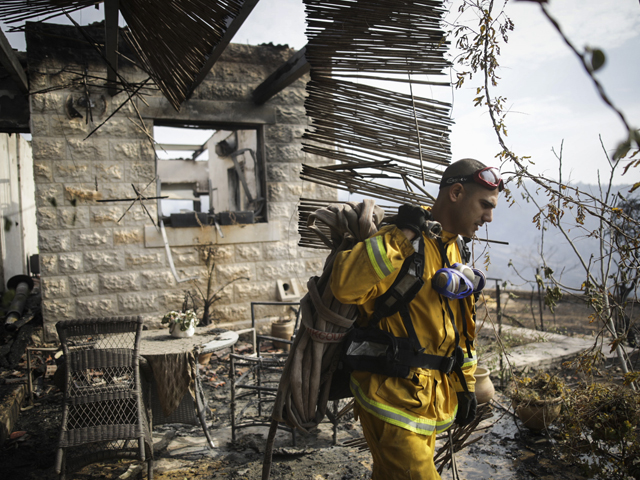 После пожара в Натафе. 23 ноября 2016 года