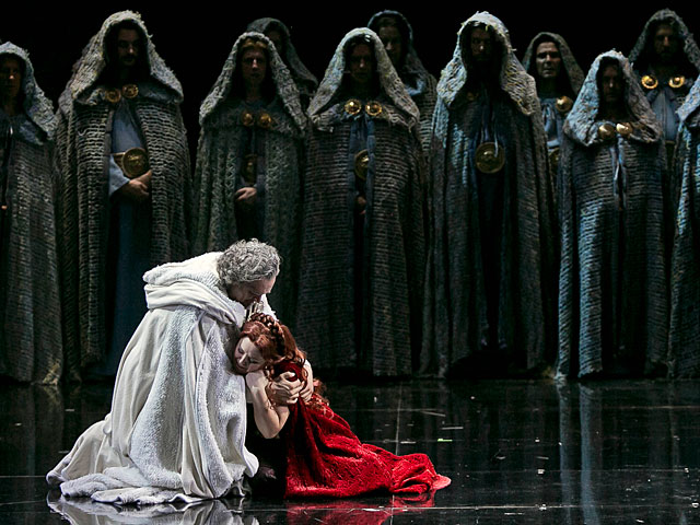 Жемчужина итальянской оперы "Норма" Винченцо Беллини на сцене Израильской Оперы    
