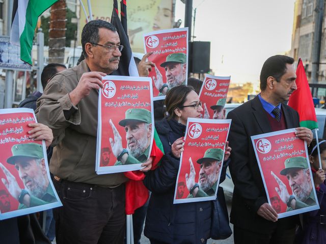 Акция в память Фиделя Кастро в Рамалле 26 ноября 2016 года