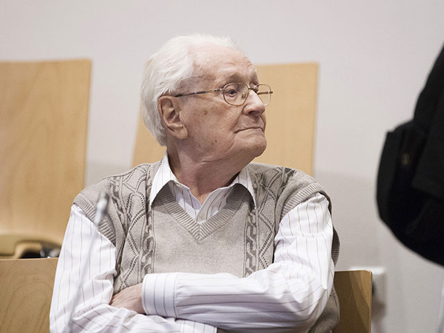 Оскар Гренинг в суде. 21 апреля 2015 года