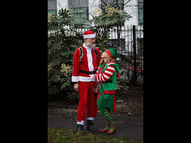 Santacon: нашествие Санта-Клаусов в Лондоне