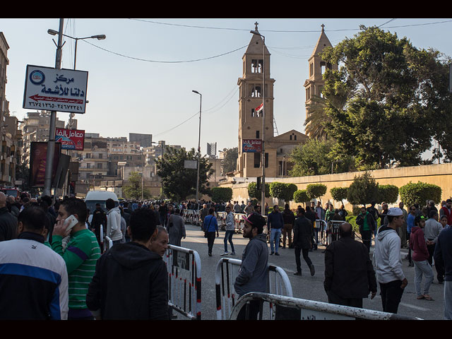 Возле коптского собора Святого Марка. Каир, 11 декабря 2016 года