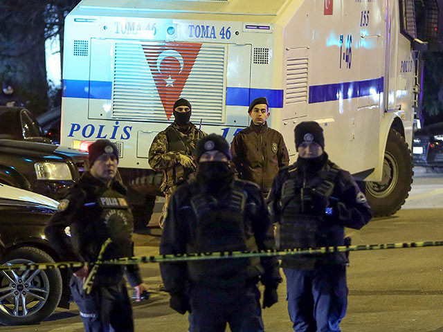 На месте происшествия. Анкара, 19 декабря 2016 года