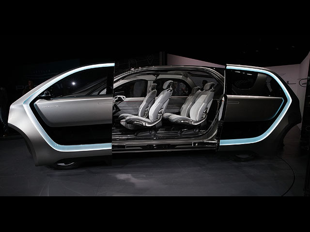 В Лас-Вегасе открылась юбилейная хайтек-выставка CES 2017