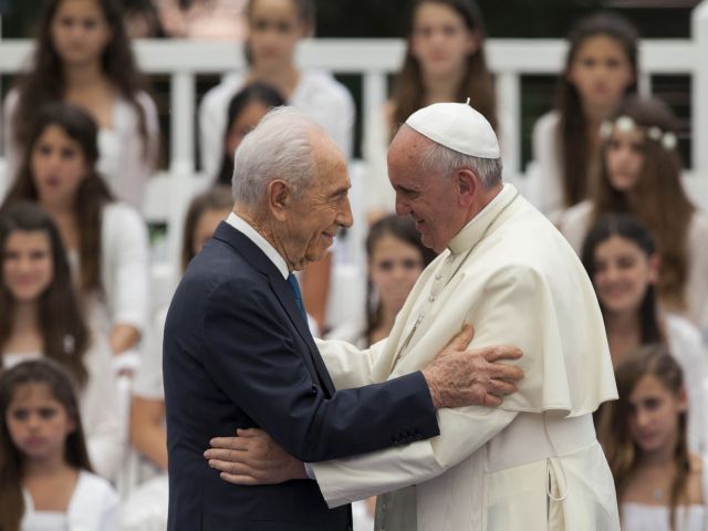 Шимон Перес и Папа Римский Франциск. Иерусалим, май 2014 года