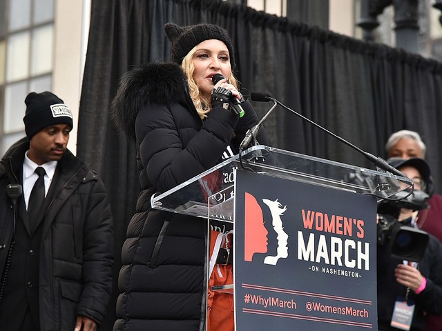 Мадонна на "Женском марше" против Трампа в Вашингтоне. 21 января 2017 г.