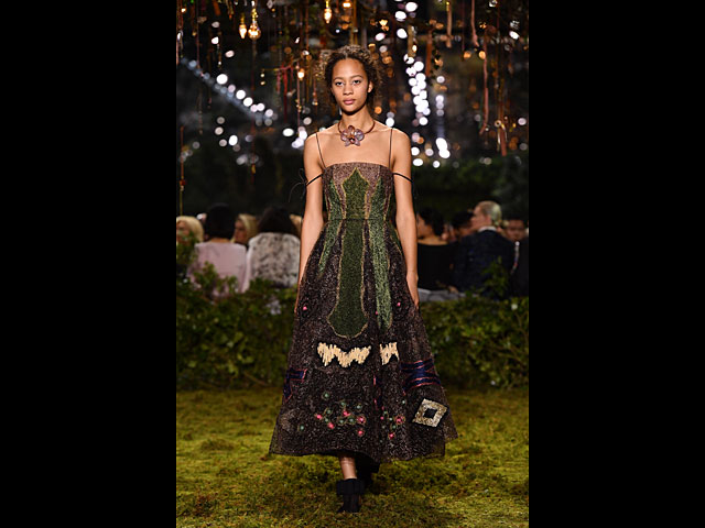 Christian Dior 2017: летнее шоу в зимнем Париже