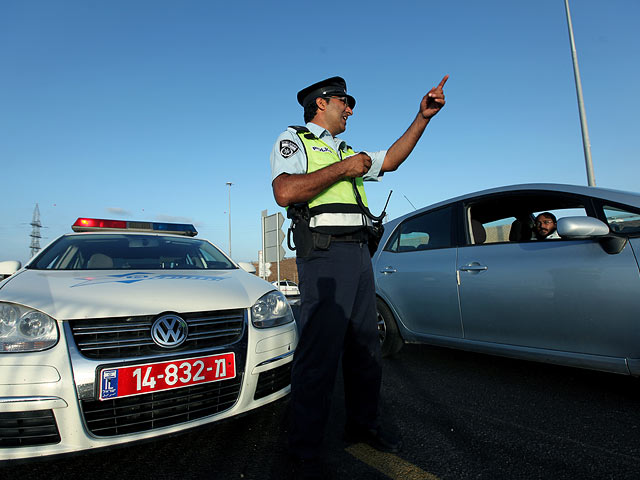 Из-за похорон водителя, задавившего полицейского, блокировано движение по части шоссе на юге Израиля