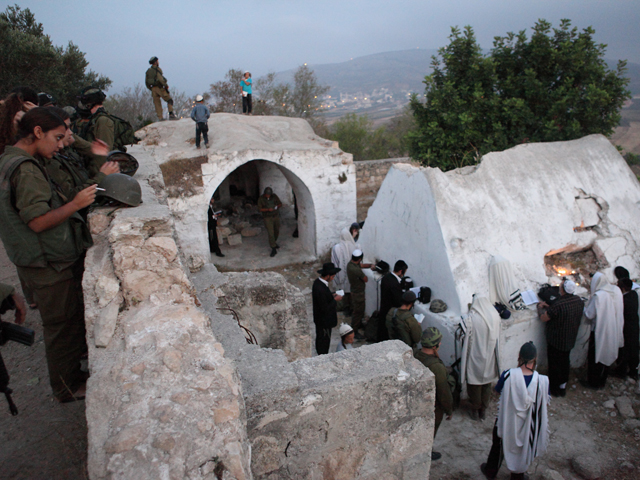 150 еврейских паломников посетили могилы Элазара и Итамара около Шхема  