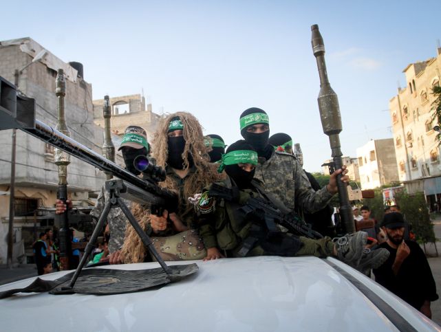 Парад боевиков в секторе Газы