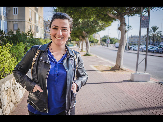 Ани Кочобашвили, 21 год, Грузия, образование - бизнес администрирование, студентка, все предки из Грузии, христианка, соблюдает еврейские праздники