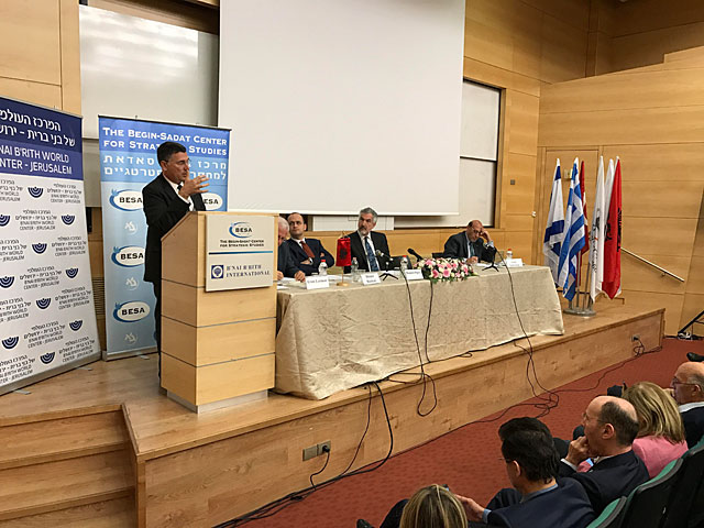 Саар: "Израиль должен формировать отношения с этническими меньшинствами в регионе"    