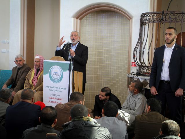 На открытии новой мечети в Рафахе. 24 февраля 2017 года