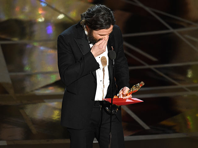 Кейси Аффлек  на церемонии вручения премии "Оскар". 26 февраля 2017 года