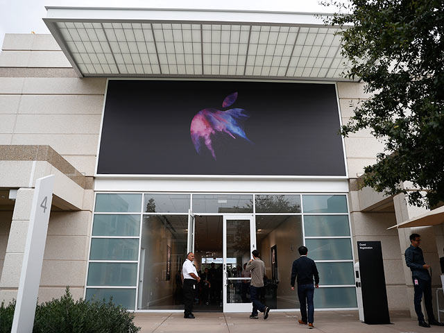 Business Insider: 1000 израильских специалистов работают над новым продуктом Apple  