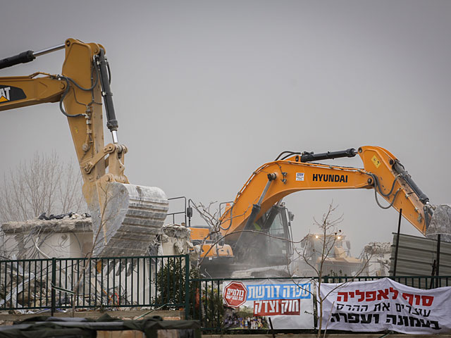 В поселении Офра завершено разрушение девяти домов  